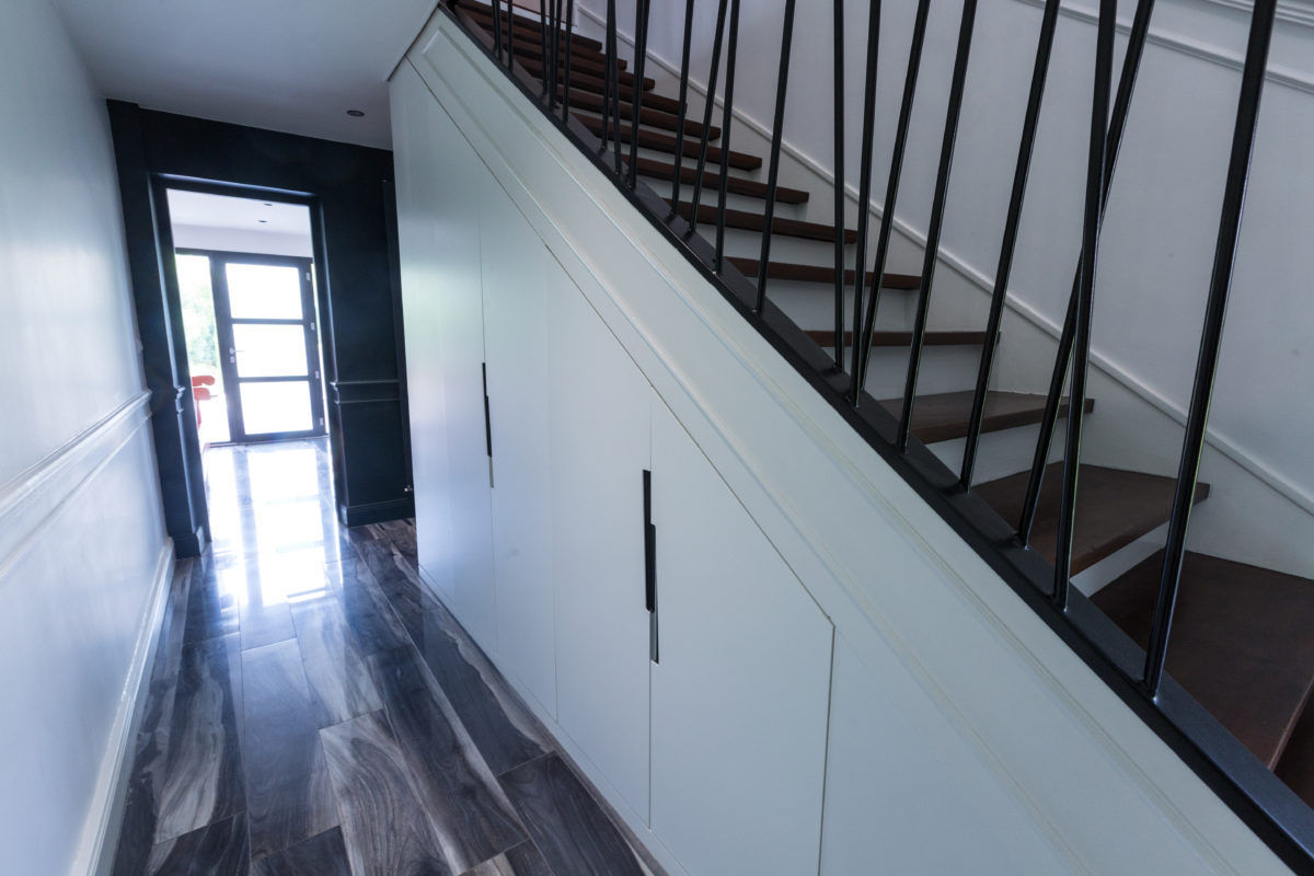 Aménagement sur mesure d'un sous escalier